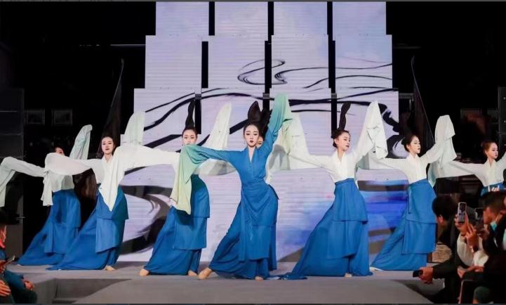 年會(huì)策劃公司-創(chuàng)意的年會(huì)表演節(jié)目